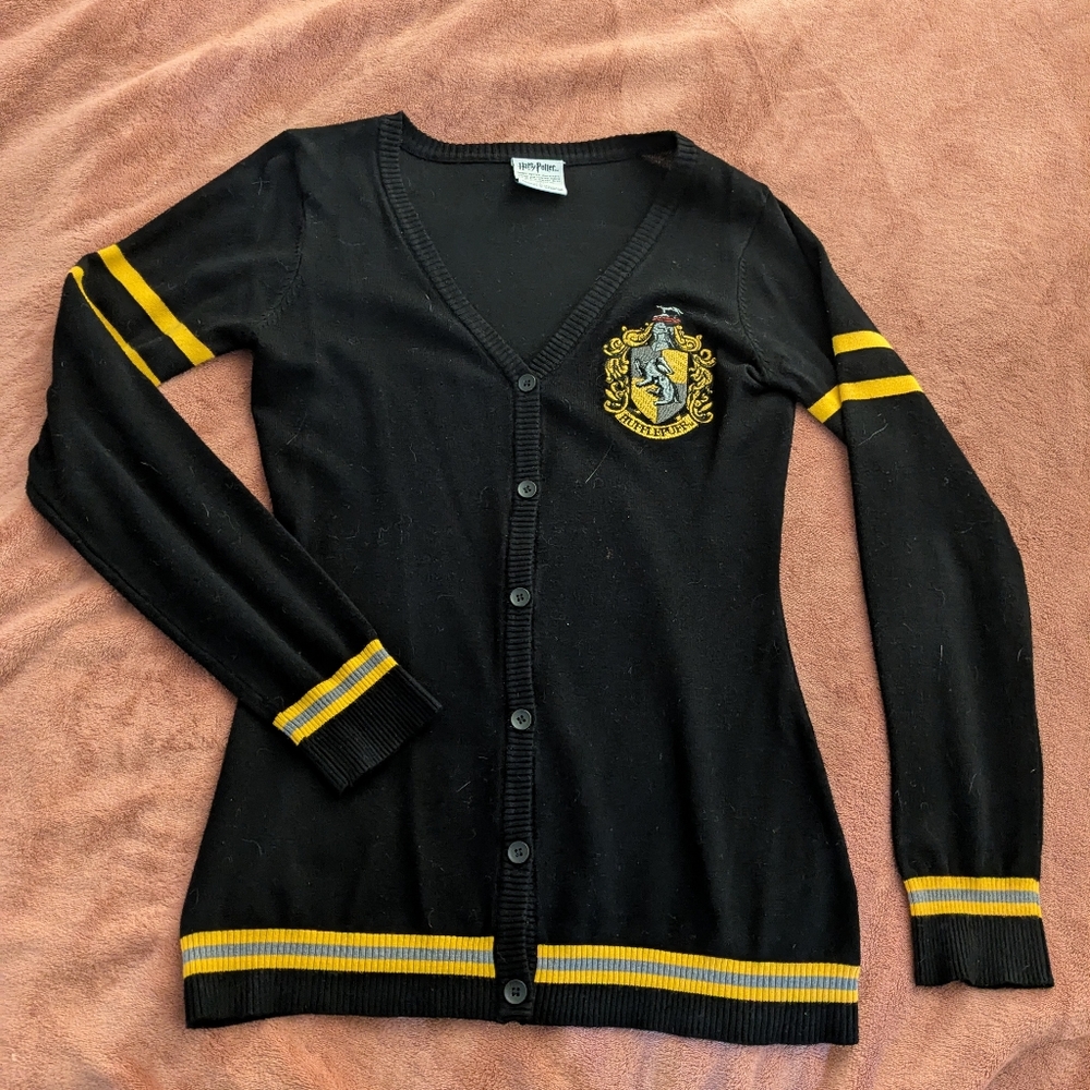 Hufflepuff sweater